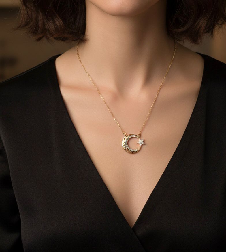 Gold Çelik İşlemeli zircon taşlı  Ay Yıldız Kolye