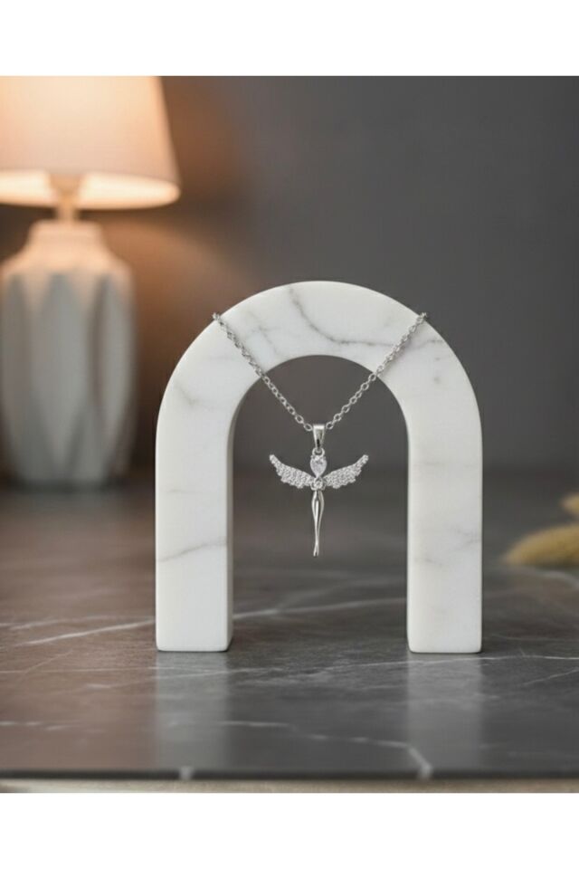 Silver   Taşlı Peri / Melek Figürlü Kolye