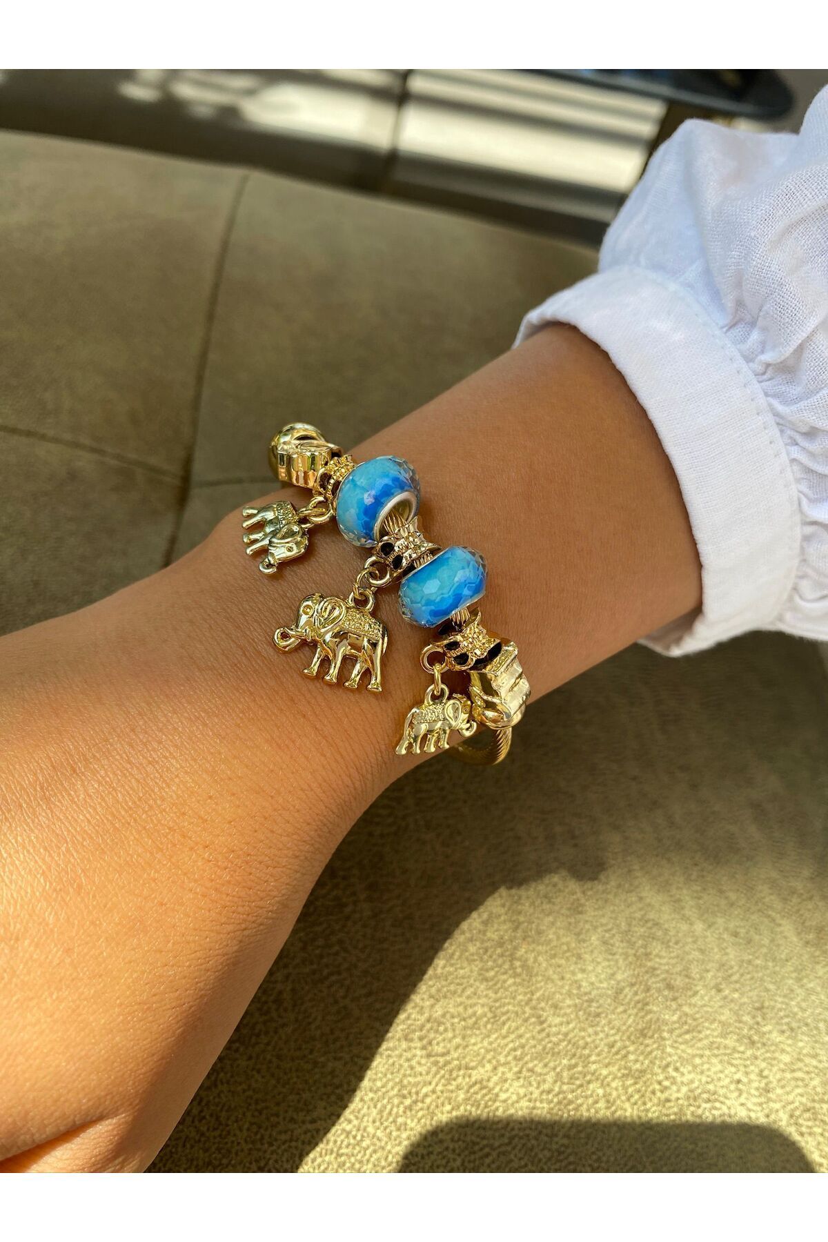 ''Altın Renk Fil Figürlü Mavi Boncuklu charm Çelik Pandora Bileklik''