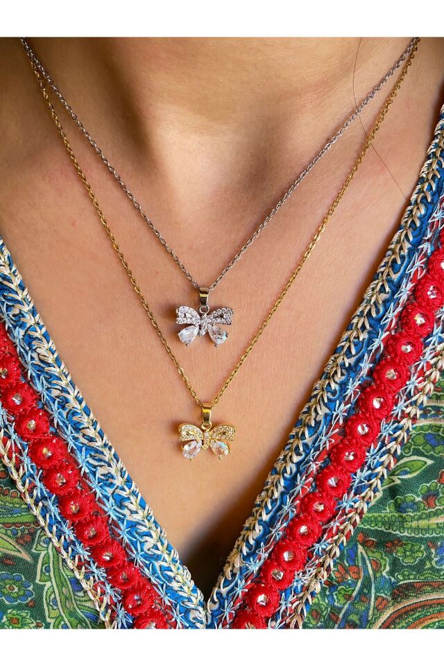 Gold Kadın Taşlı Kelebek Kolye – Zarafetin Simgesi