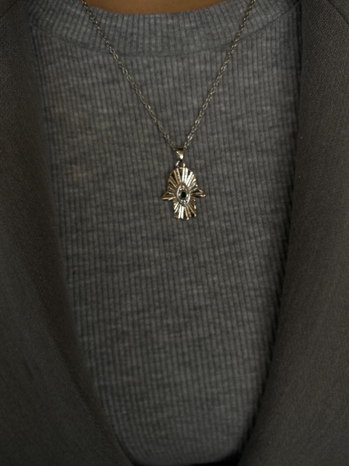 Silver Fatmanın Eli Kolye