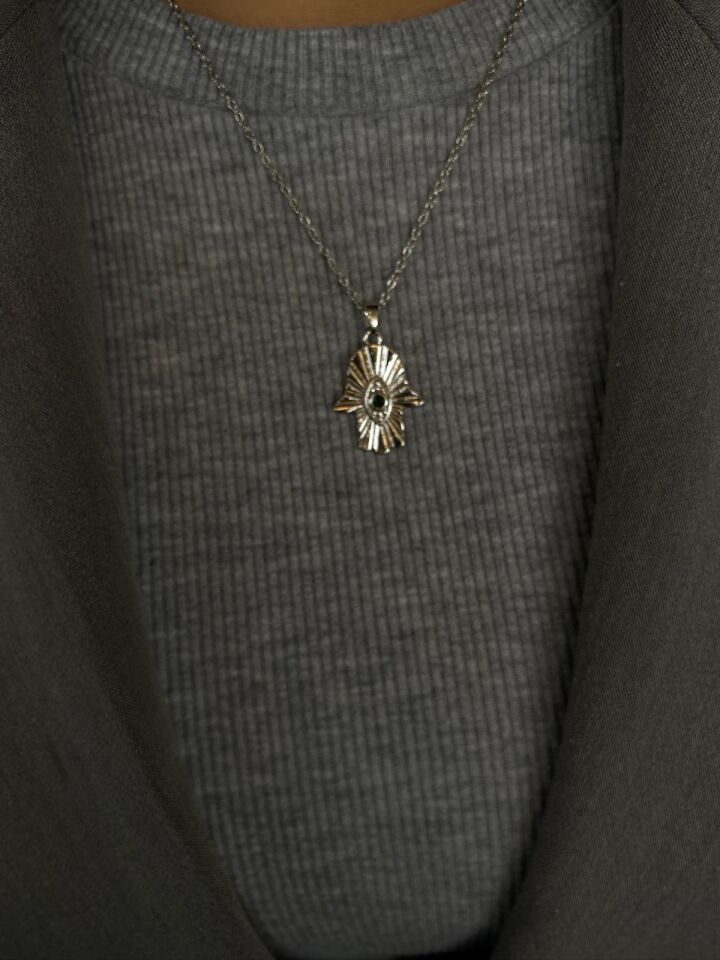 Silver Fatmanın Eli Kolye