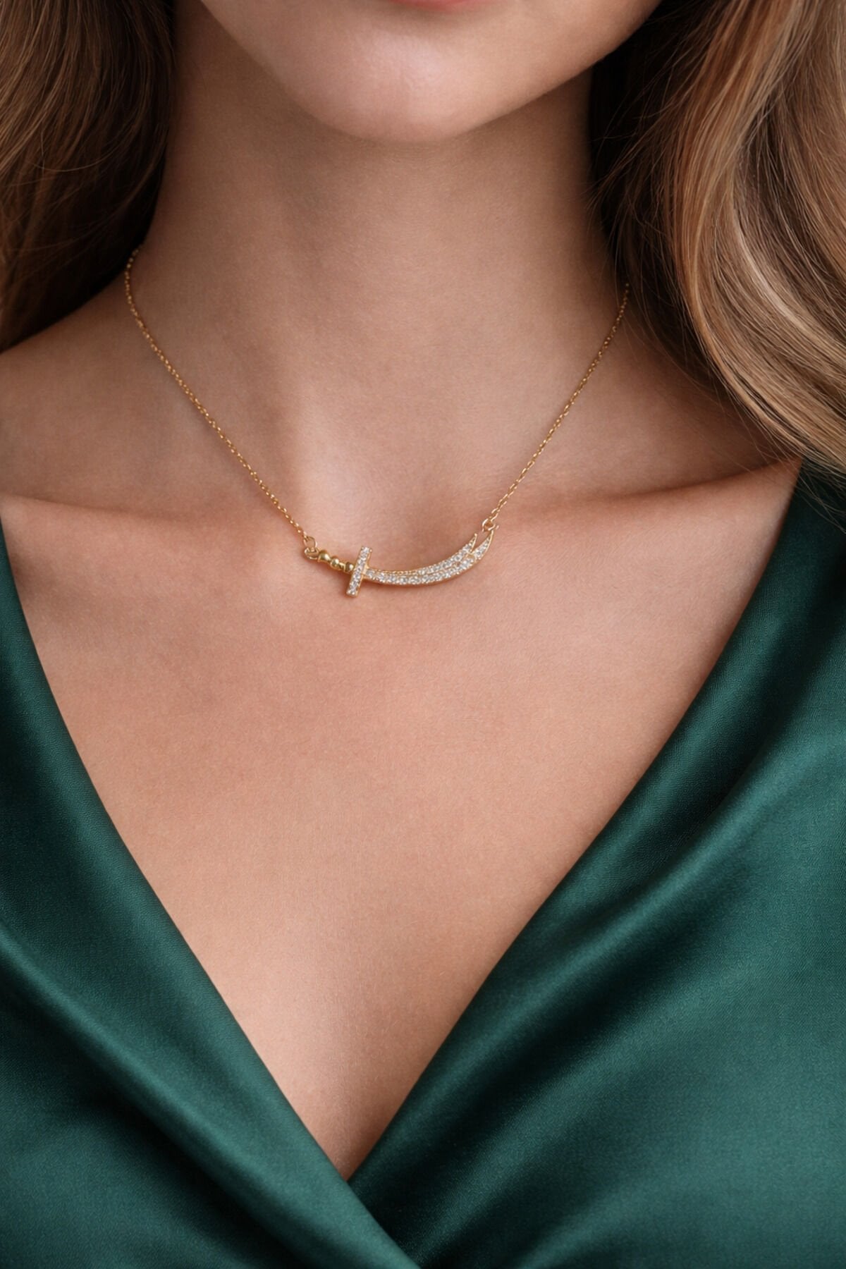 Zirkon Taşlı Gold Zülfikar Kılıç Çelik Kolye 2